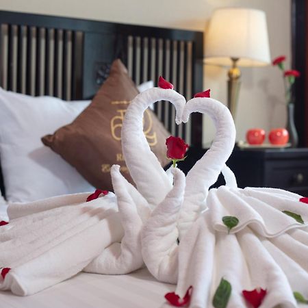 Hotel Ruby Cruise Ha Long Esterno foto